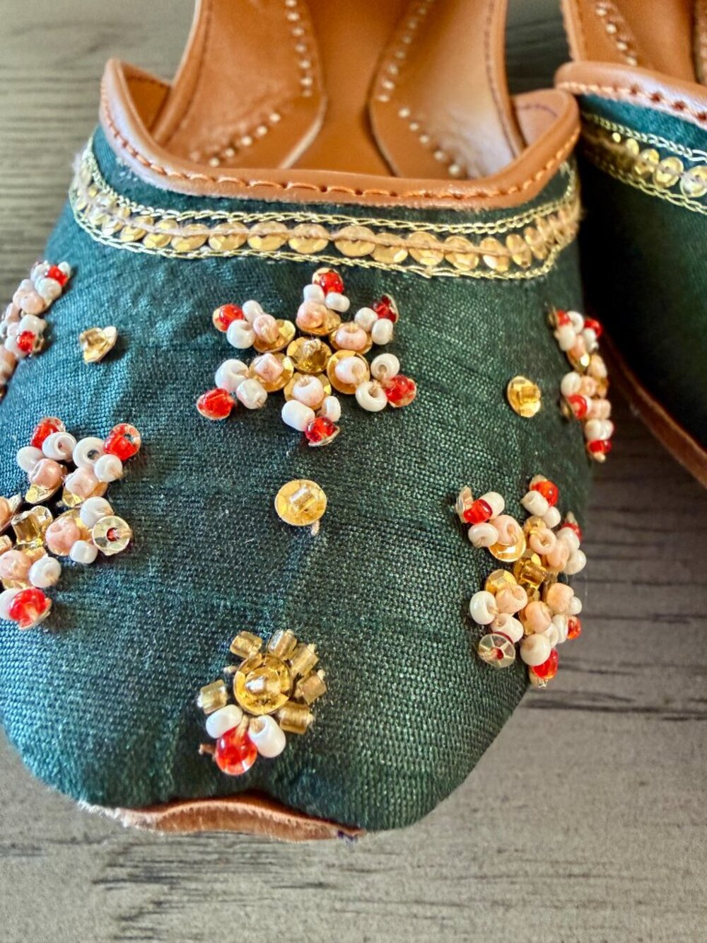 NEW Indian Jutti Mojari Flats Womens Sz 8.5 - 9 Teal Beaded Embroidered Shoes - Picture 3 of 7